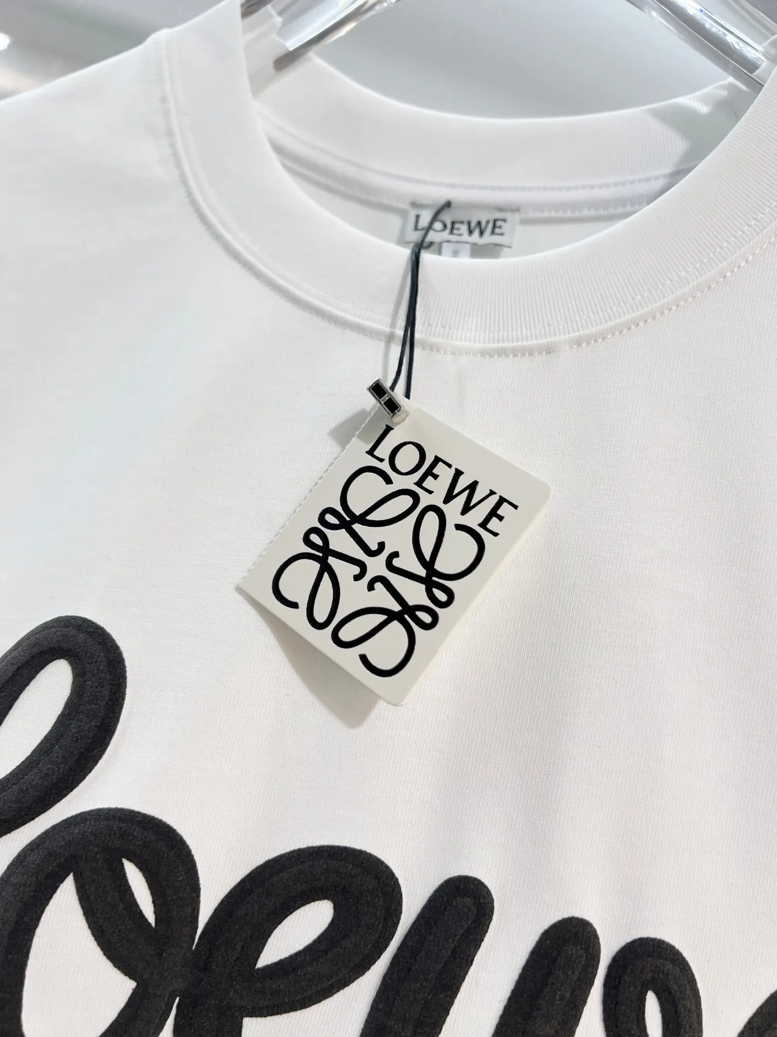 LOEWE/ Quality T Classic LOGO 2025ss Quality Versatile Quality : Black.White Size：S M L XL
